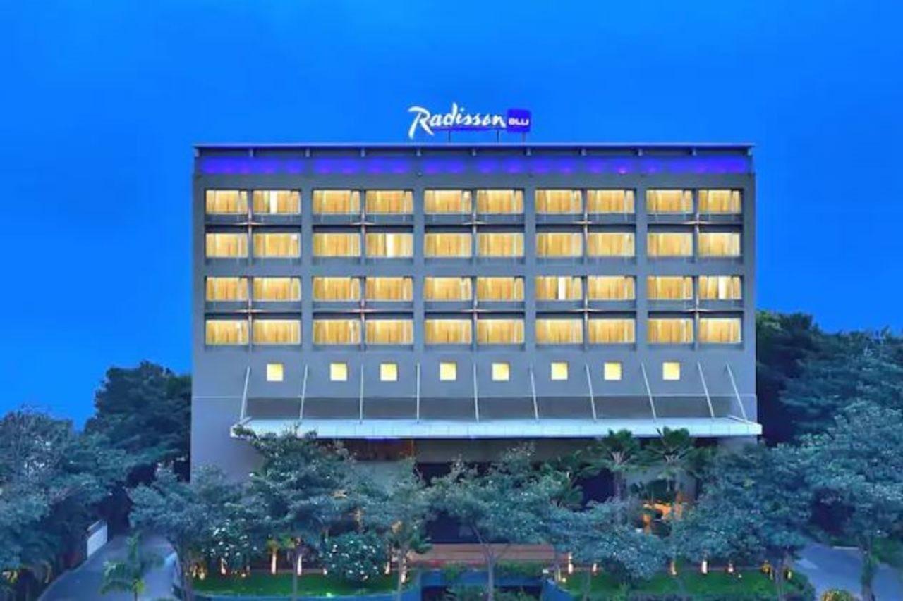 Radisson Blu Bengaluru Outer Ring Road Hotel Eksteriør billede