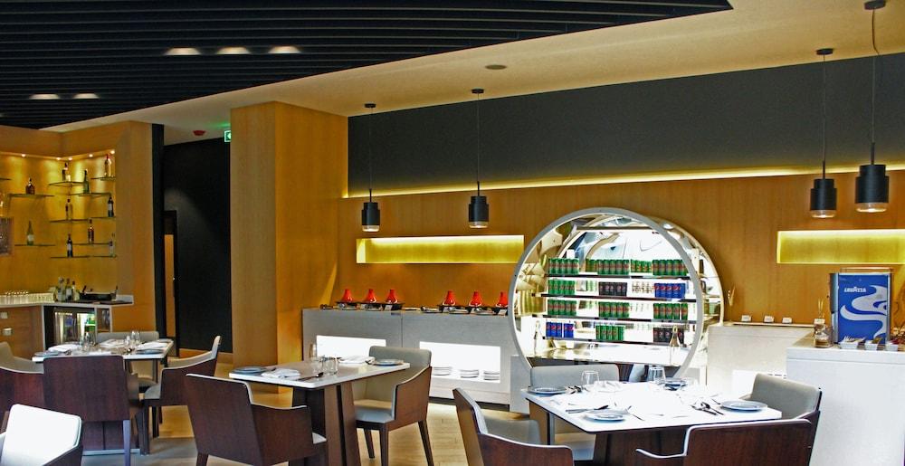 Radisson Blu Bengaluru Outer Ring Road Hotel Eksteriør billede