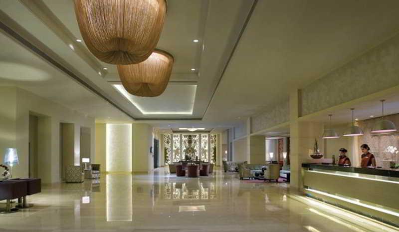 Radisson Blu Bengaluru Outer Ring Road Hotel Eksteriør billede