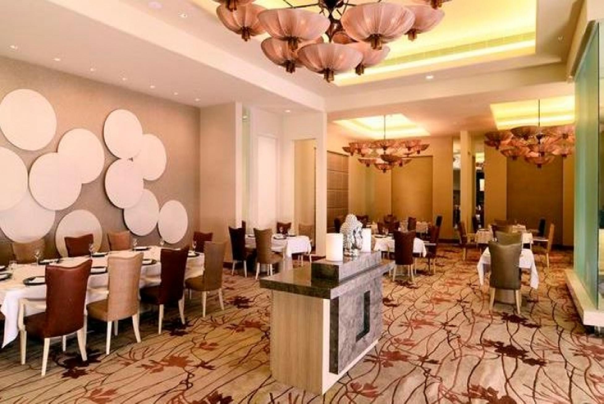 Radisson Blu Bengaluru Outer Ring Road Hotel Eksteriør billede