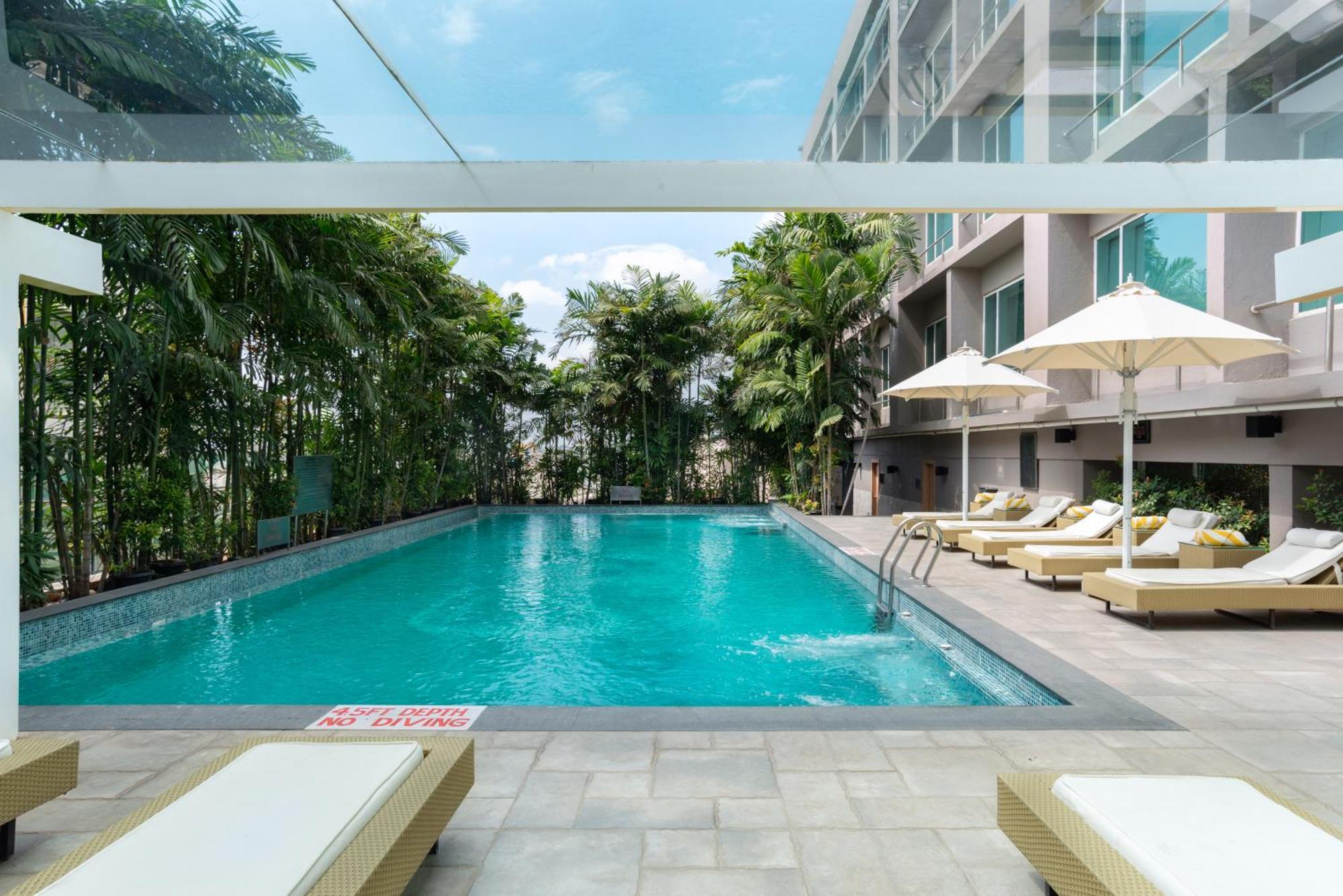 Radisson Blu Bengaluru Outer Ring Road Hotel Eksteriør billede