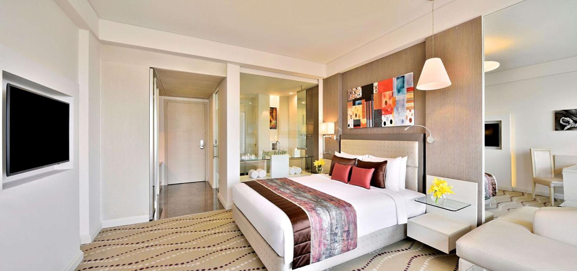 Radisson Blu Bengaluru Outer Ring Road Hotel Eksteriør billede