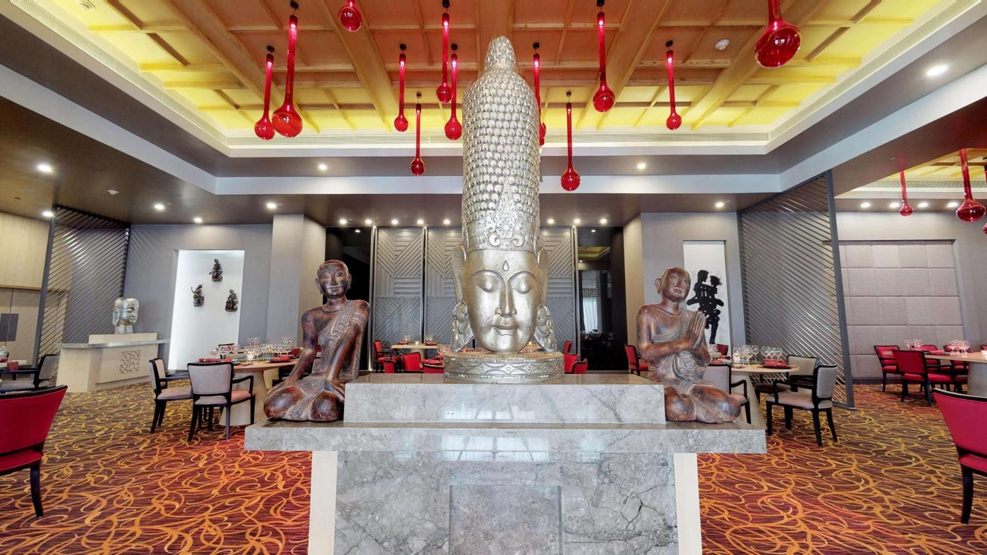 Radisson Blu Bengaluru Outer Ring Road Hotel Eksteriør billede