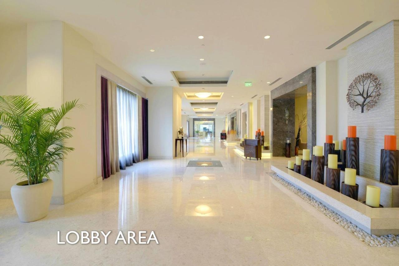 Radisson Blu Bengaluru Outer Ring Road Hotel Eksteriør billede